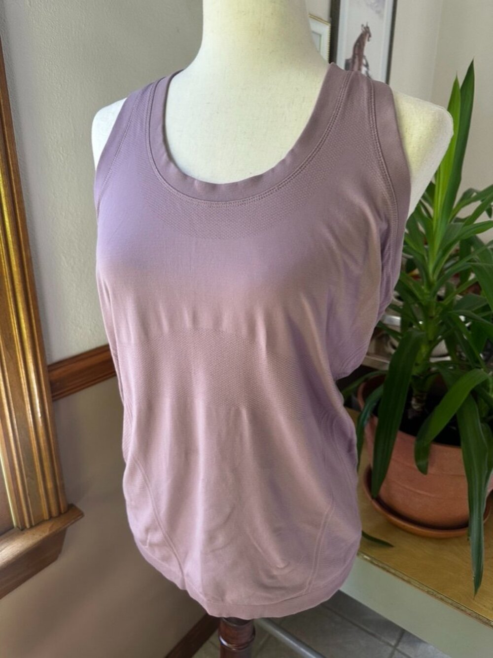 Athleta Momentum Racerback Tank, Women's L, Like New, Mauve Pink